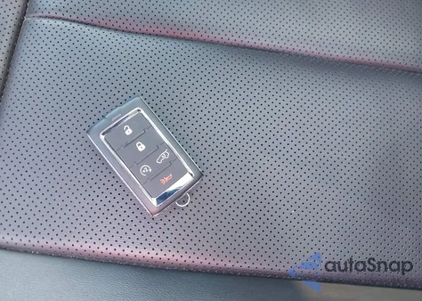 2023 Jeep Grand Cherokee 4Xe из США, поврежденный, VIN 1C4RJYB69PC582211